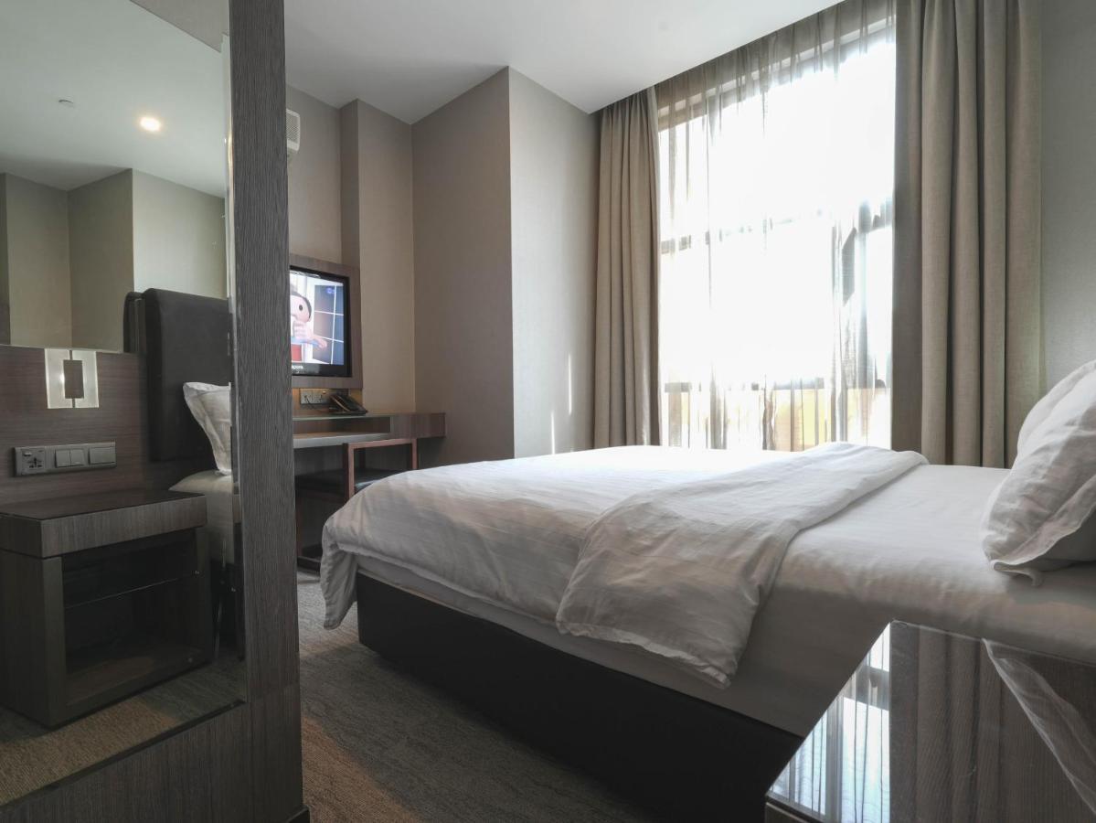 סינגפור Amrise Hotel Kitchener מראה חיצוני תמונה