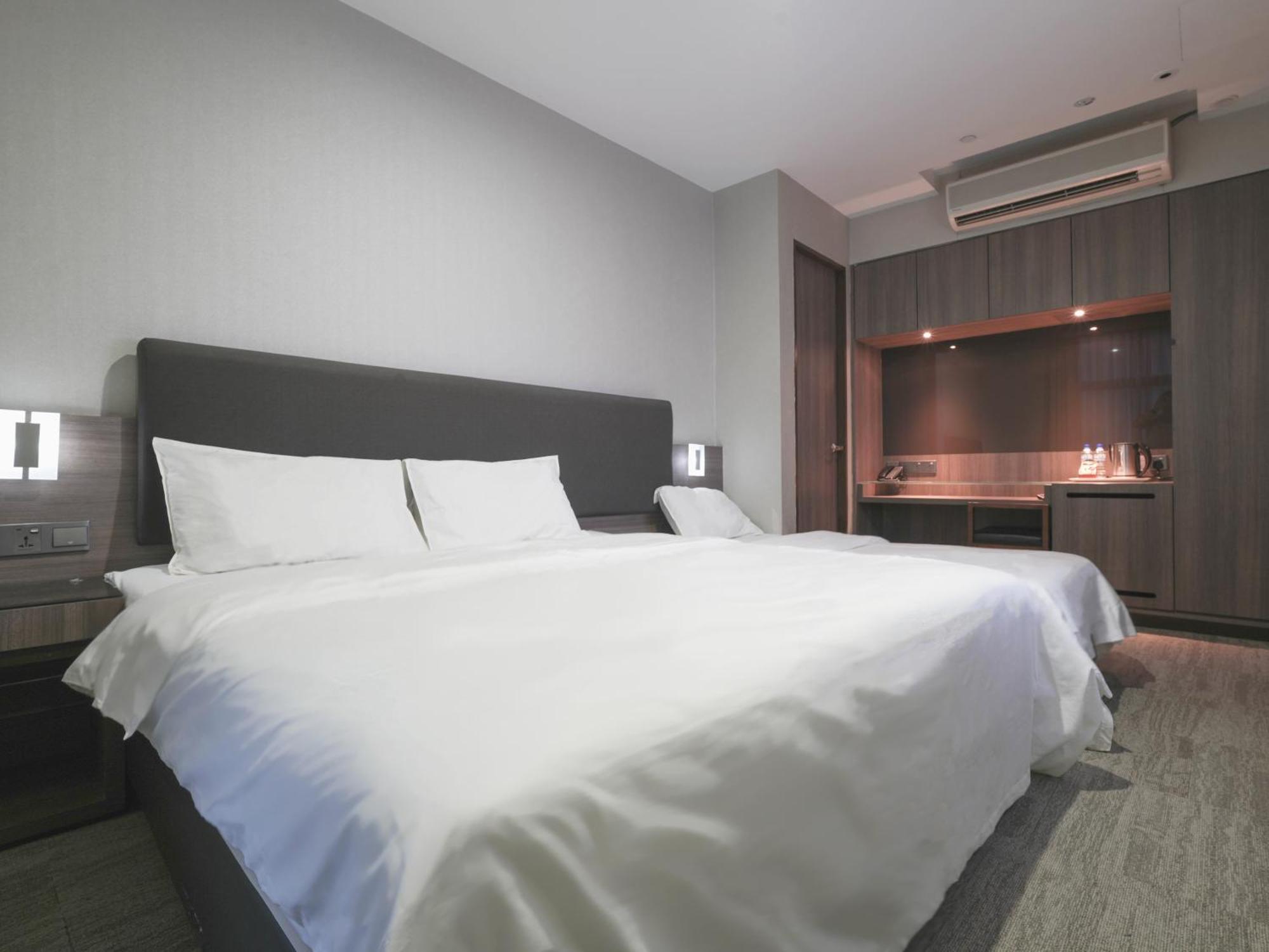 סינגפור Amrise Hotel Kitchener מראה חיצוני תמונה